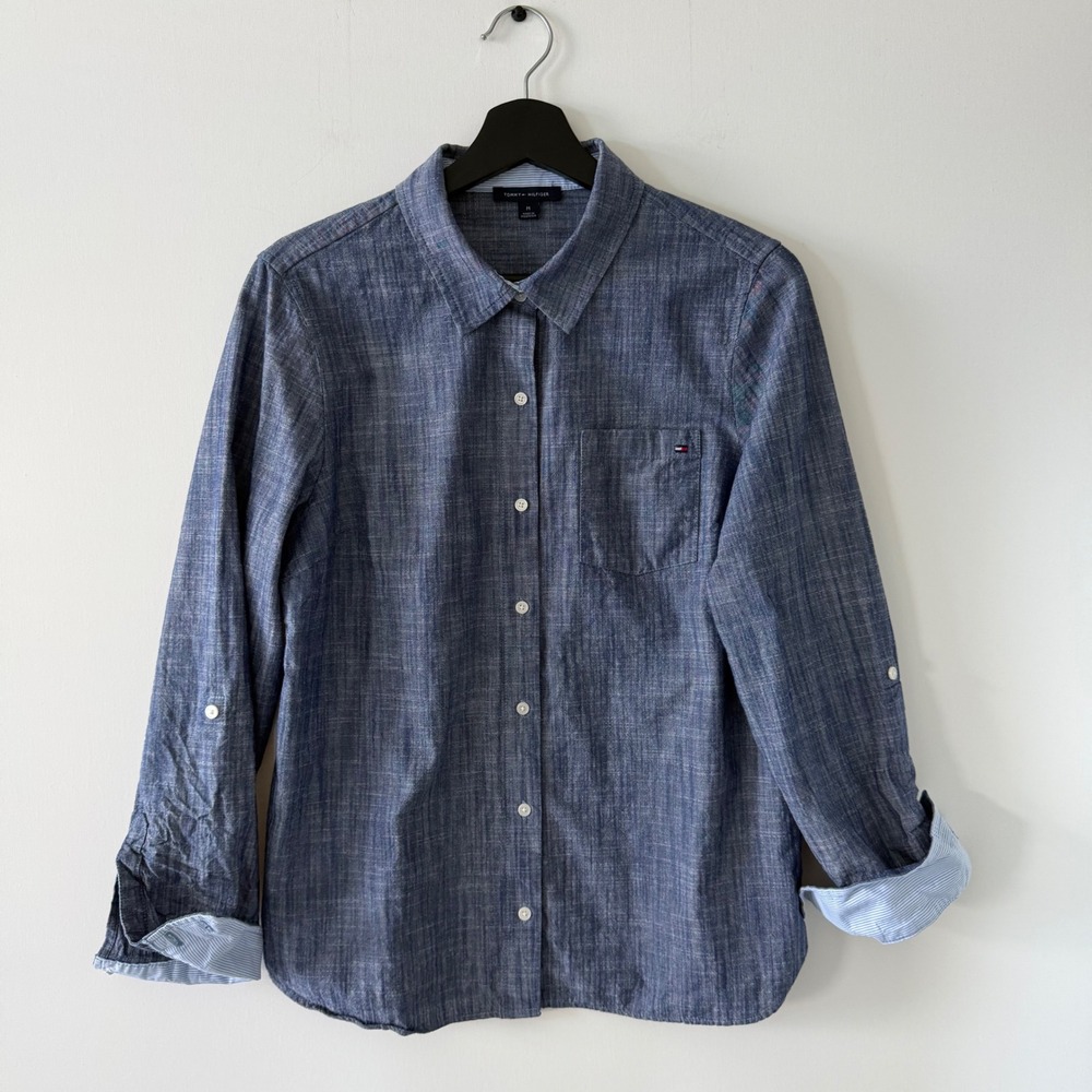 Tommy Hilfiger Womens Blue Chambray Cotton Button Down Shirt Size M Long Sleeve